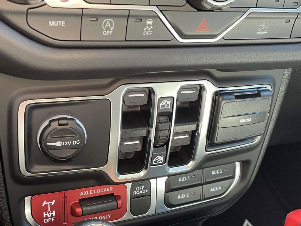 New 2027 Jeep Gladiator Mojave AWD/4WD image 38