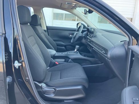 Certified 2024 Honda HR-V LX image 28