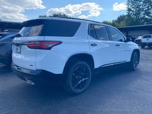 Used 2023 Chevrolet Traverse Premier w/ Redline Edition AWD/4WD image 10