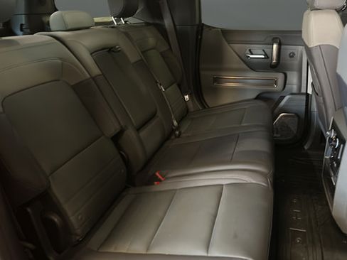 Used 2025 GMC Hummer EV 2X AWD/4WD image 24
