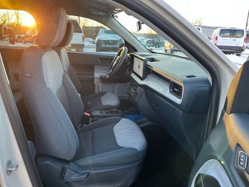 Used 2025 Ford Maverick XLT w/ Equipment Group 302A image 25