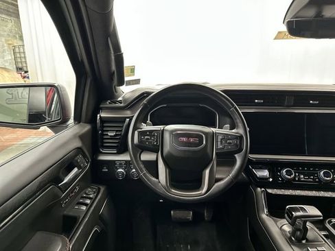 Used 2023 GMC Sierra 1500 AT4X image 15