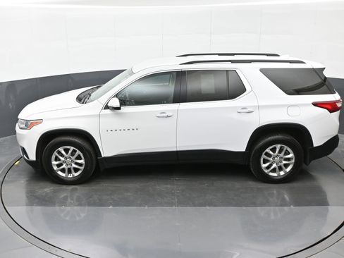 Used 2020 Chevrolet Traverse LT w/ Driver Confidence II Package image 37