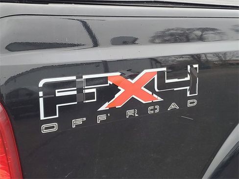 Used 2011 Ford F250 XLT w/ XLT Premium Pkg image 7