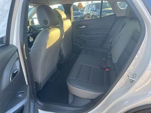 New 2026 Chevrolet Trax ACTIV w/ Driver Confidence Package image 27