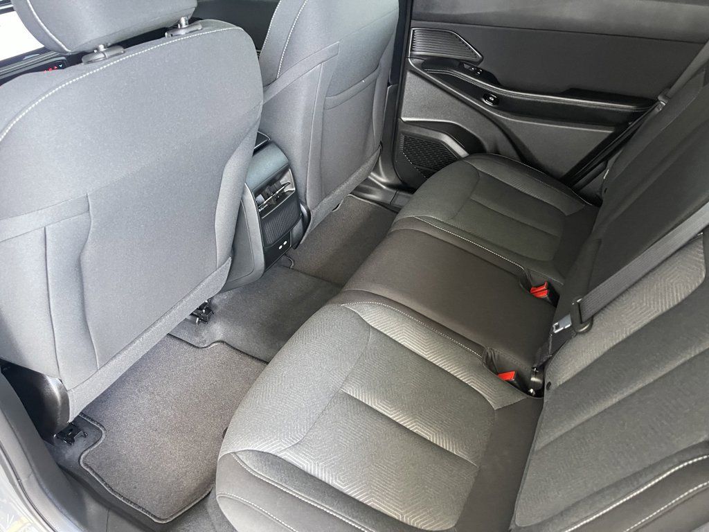 New 2026 Jeep Cherokee Laredo AWD/4WD image 11