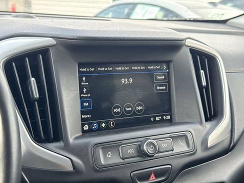 Used 2018 GMC Terrain SLE w/ Driver Convenience Package FWD image 18