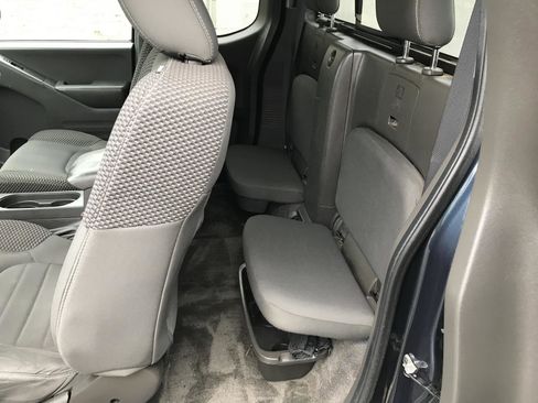 Used 2017 Nissan Frontier SV RWD image 17