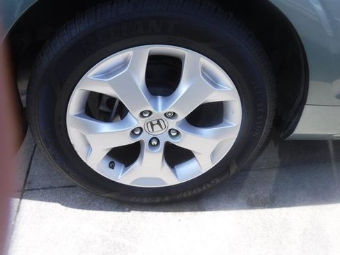 Used 2011 Honda Crosstour EX-L image 18