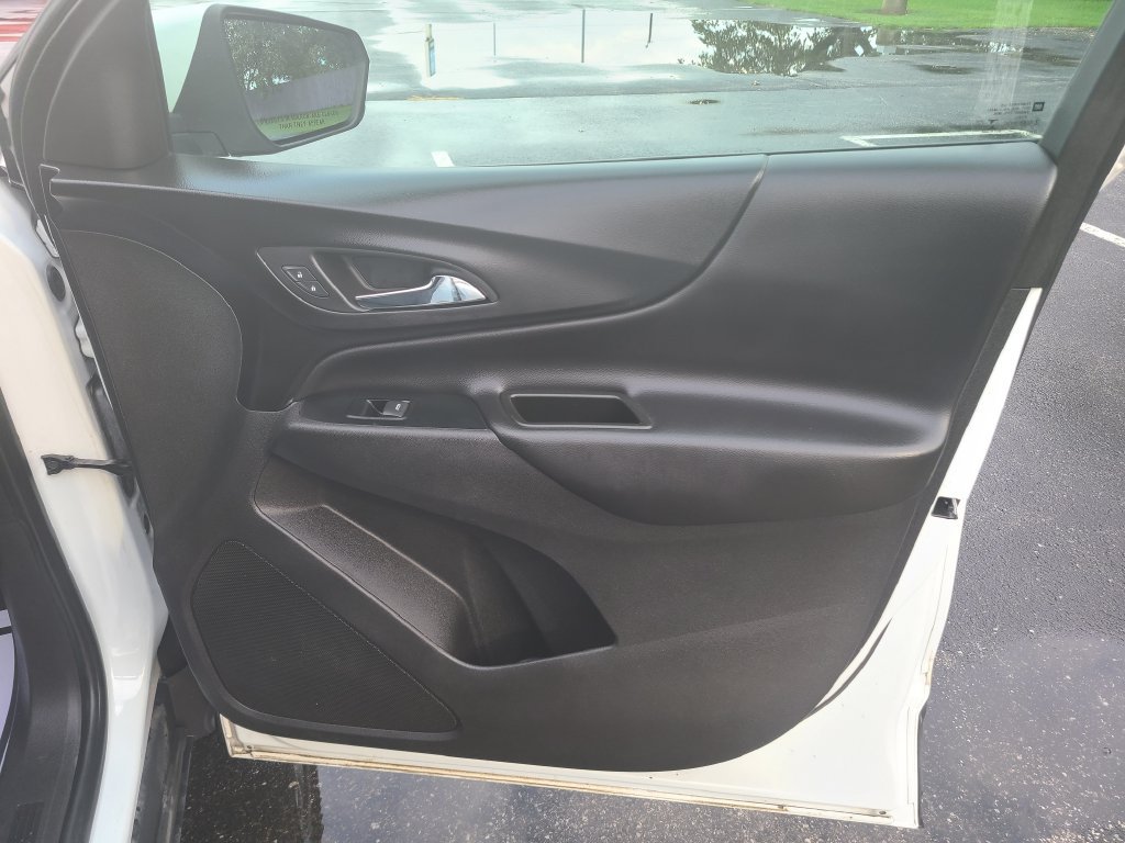 Used 2019 Chevrolet Equinox LT FWD image 9