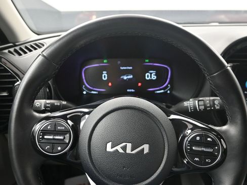 Certified 2023 Kia Soul EX image 15