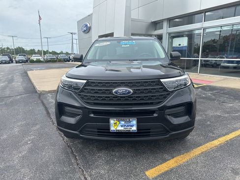 Used 2023 Ford Explorer 4WD image 2