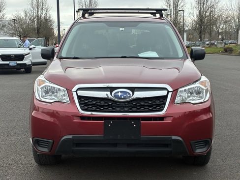Used 2016 Subaru Forester 2.5i image 2