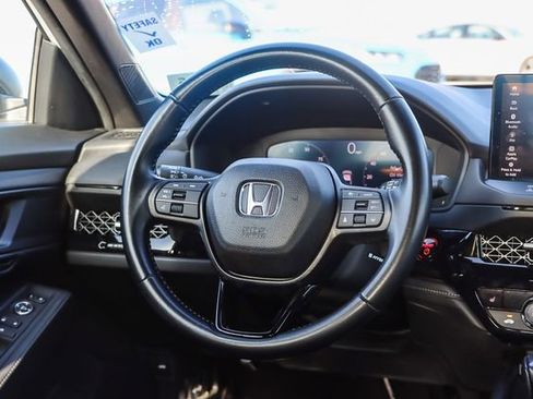 Used 2025 Honda Accord Sport image 17