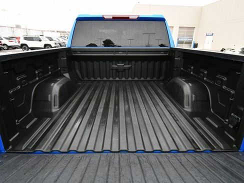 Used 2025 Chevrolet Silverado 1500 Custom w/ LPO, Dark Essentials Package AWD/4WD image 6