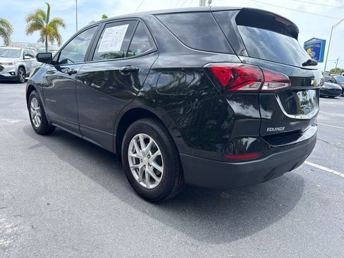 Used 2022 Chevrolet Equinox LS w/ LS Convenience Package FWD image 4
