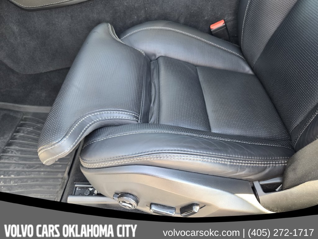 Certified 2024 Volvo XC90 T8 Ultimate w/ Lounge Package AWD/4WD image 18