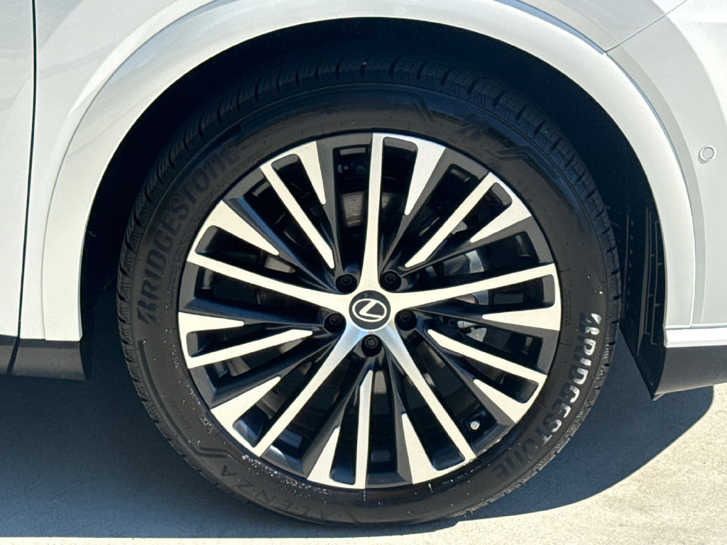 Used 2026 Lexus RX 350 Premium Plus w/ Convenience Package FWD image 11