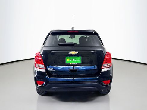 Used 2021 Chevrolet Trax LS w/ Tint and Cruise Package FWD image 8
