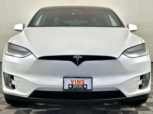 Used 2021 Tesla Model X Performance image 19