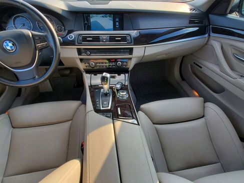 Used 2011 BMW 535i xDrive Sedan image 19