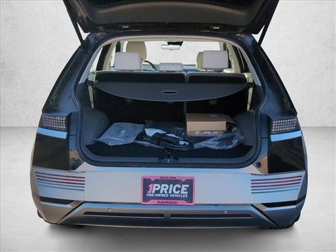Used 2024 Hyundai Ioniq 5 Limited image 6