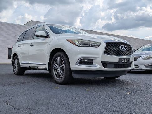 Used 2016 INFINITI QX60 Luxe w/ Premium Plus Package AWD/4WD image 12