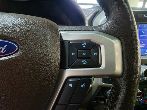 Used 2020 Ford F150 Lariat w/ Equipment Group 502A Luxury AWD/4WD image 31