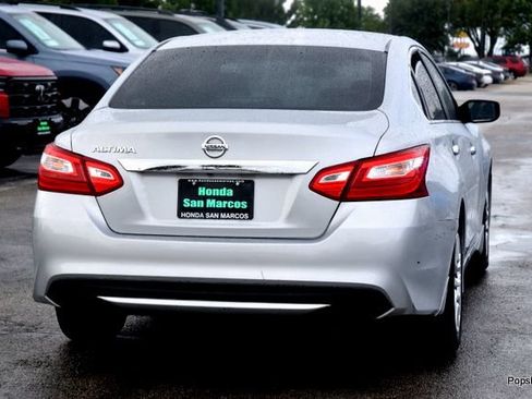Used 2017 Nissan Altima 2.5 S w/ Power Driver Seat Package FWD image 4