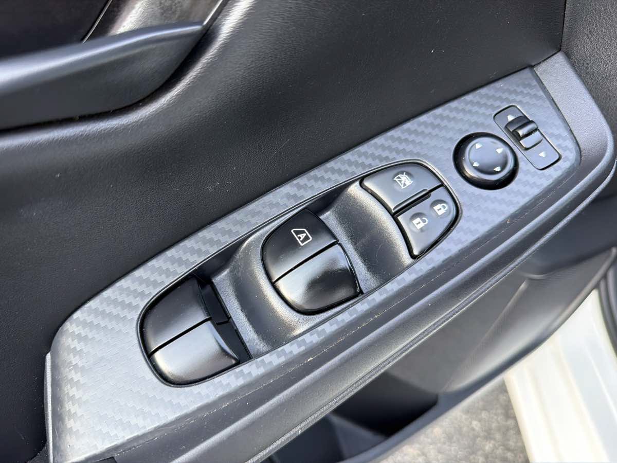 Used 2024 Nissan Sentra S FWD image 25