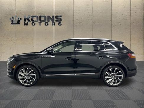 Used 2023 Lincoln Nautilus Reserve w/ Equipment Group 201A image 4