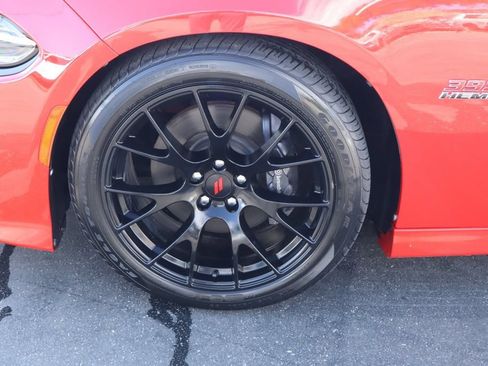 Used 2022 Dodge Charger Scat Pack w/ Navigation & Travel Group RWD image 14