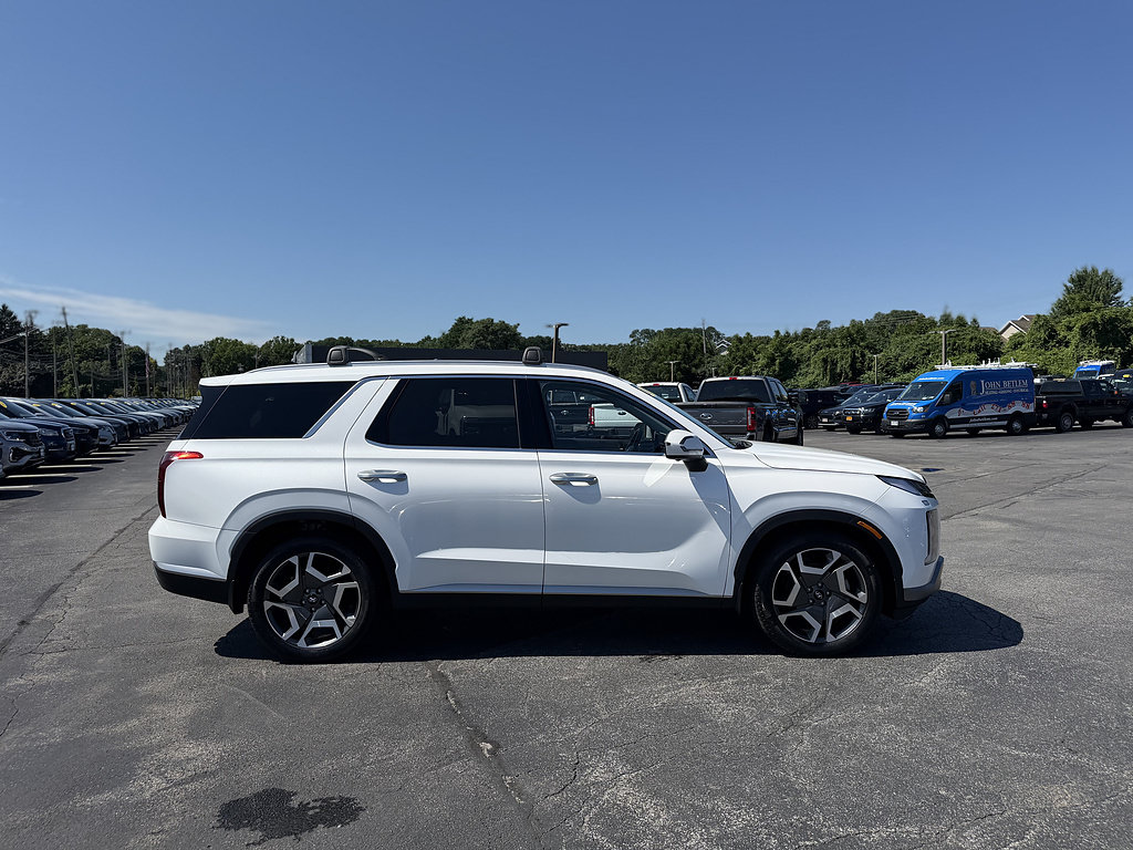 Used 2023 Hyundai Palisade SEL w/ Premium Package AWD/4WD image 8