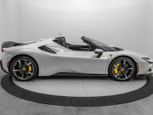 Certified 2024 Ferrari SF90 Spider image 9