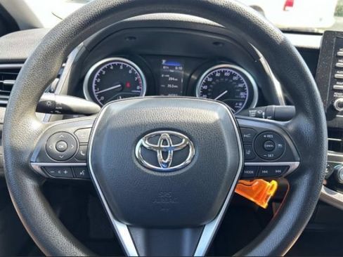 Used 2022 Toyota Camry LE FWD image 2