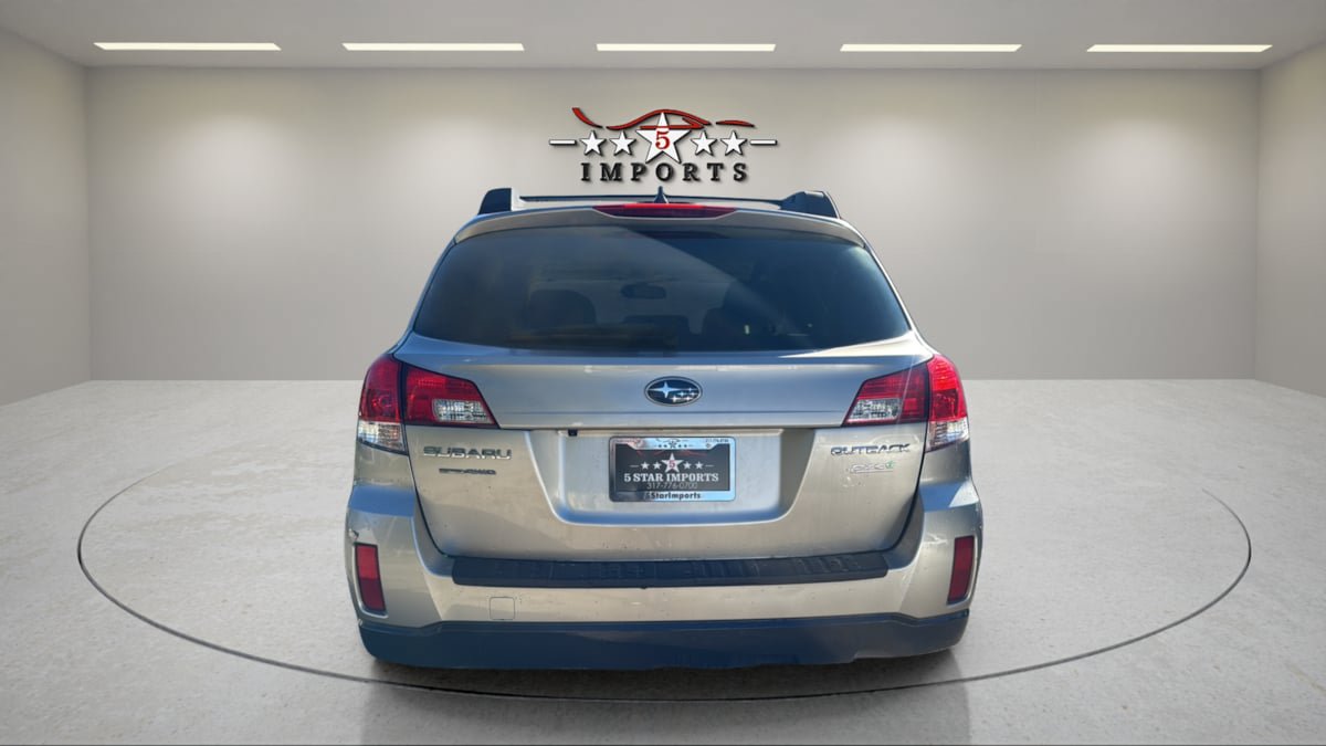 Used 2014 Subaru Outback 2.5i Premium w/ Moonroof Package AWD/4WD image 4