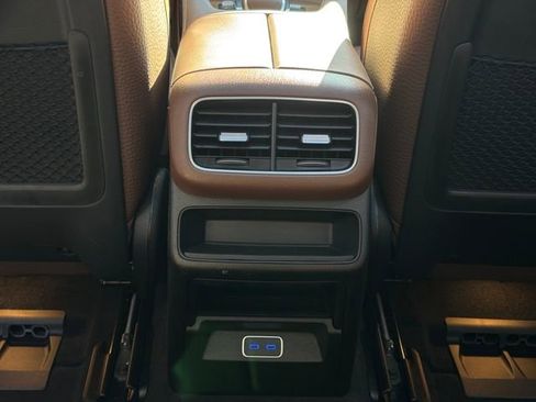 Used 2025 Mercedes-Benz GLE 350 4MATIC image 43