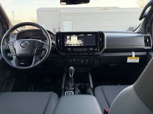 New 2026 Nissan Frontier SV w/ Tow Package AWD/4WD image 18