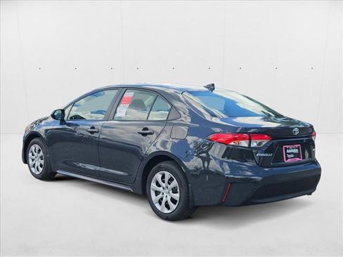 New 2025 Toyota Corolla LE image 8