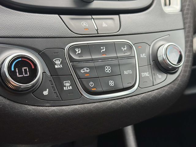Used 2024 Chevrolet Malibu LT FWD image 26