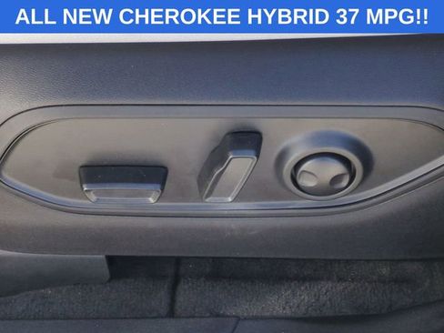 New 2026 Jeep Cherokee Limited AWD/4WD image 21