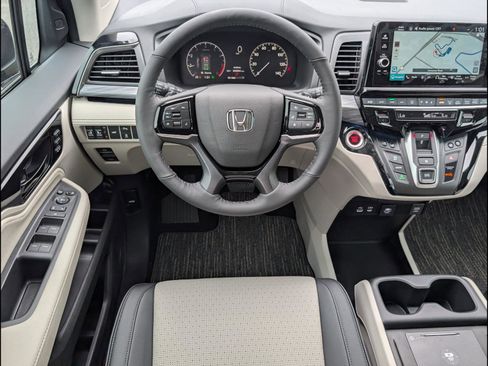 New 2026 Honda Odyssey Elite image 6