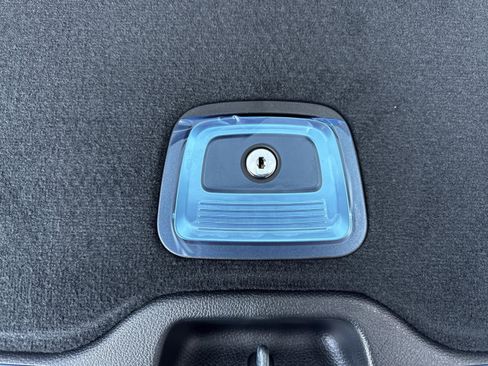 New 2026 Mercedes-Benz GLC 300 GLC 300 image 9