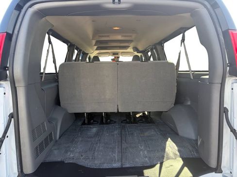 Certified 2025 Chevrolet Express 3500 LT w/ LT Preferred Equipment Group RWD image 19