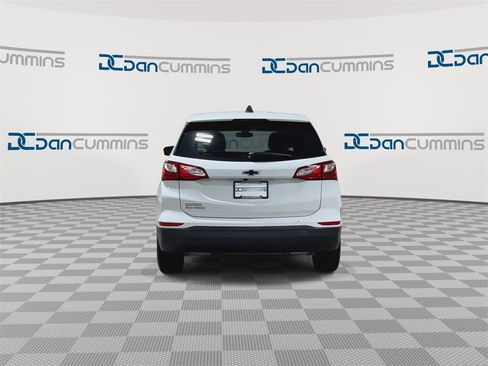 Used 2020 Chevrolet Equinox LS image 8