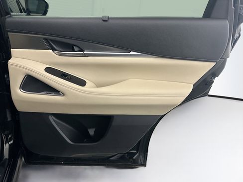 Used 2023 INFINITI QX60 Luxe w/ Performance Audio Package AWD/4WD image 34