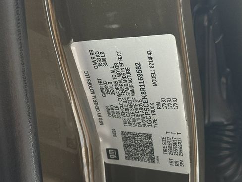 Used 2024 Chevrolet Colorado LT w/ LT Convenience Package RWD image 27