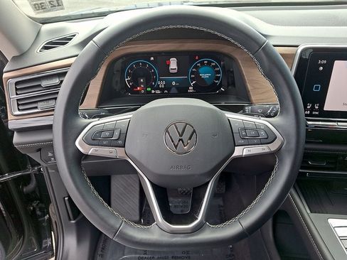 Used 2026 Volkswagen Atlas SE AWD/4WD image 19
