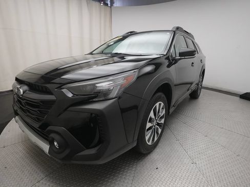 Certified 2025 Subaru Outback Limited AWD/4WD image 12
