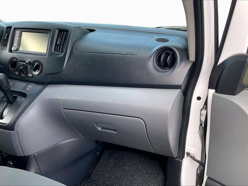 Used 2021 Nissan NV200 S w/ Back Door Glass Package image 19